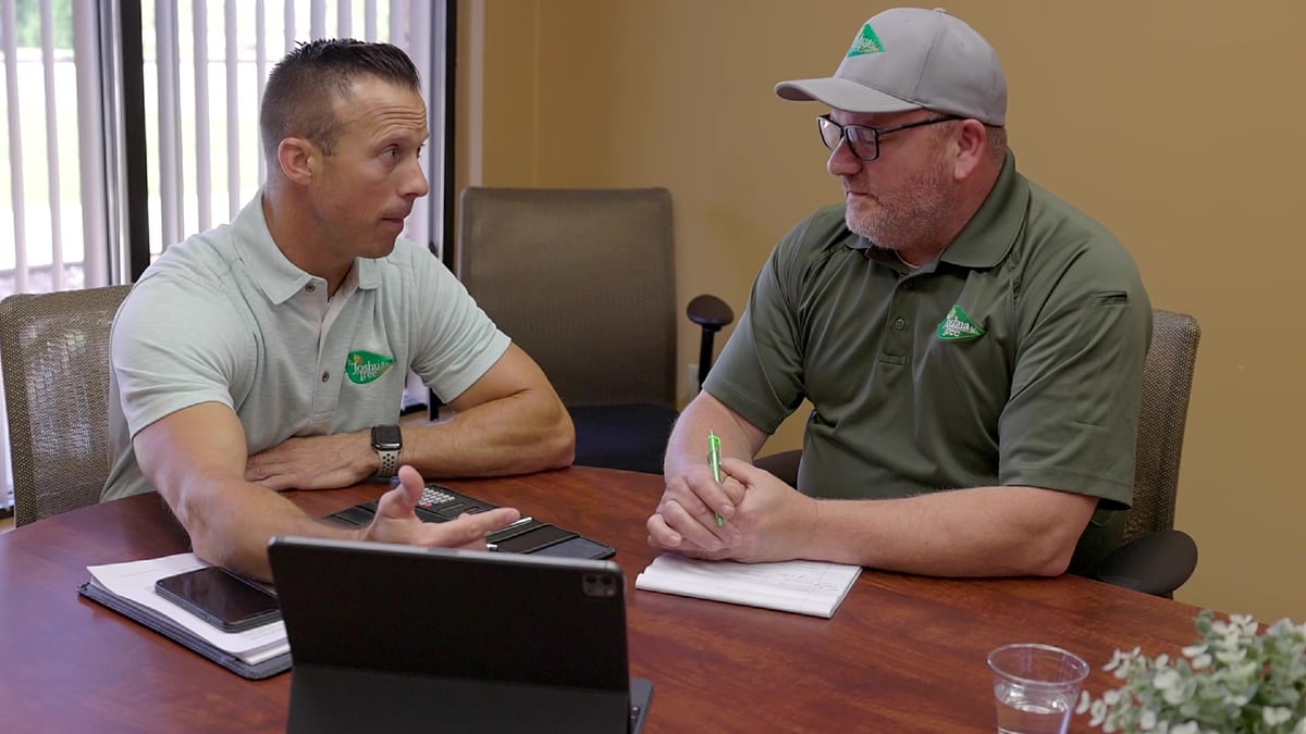 franchise owner meets with mentor